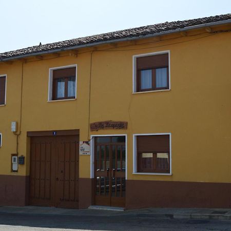 Casa Rural Los Llaganos Konuk evi Villaturiel Dış mekan fotoğraf